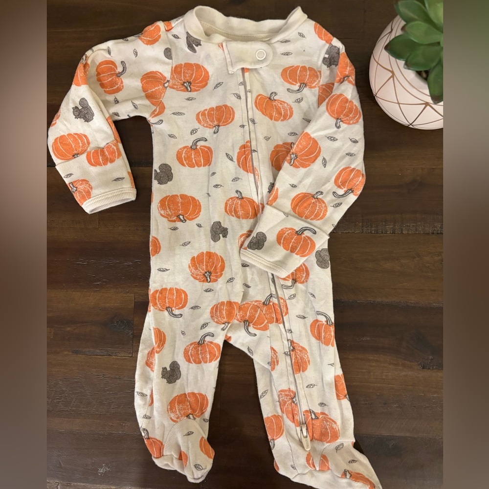 Little Planet fall sleeper - size newborn